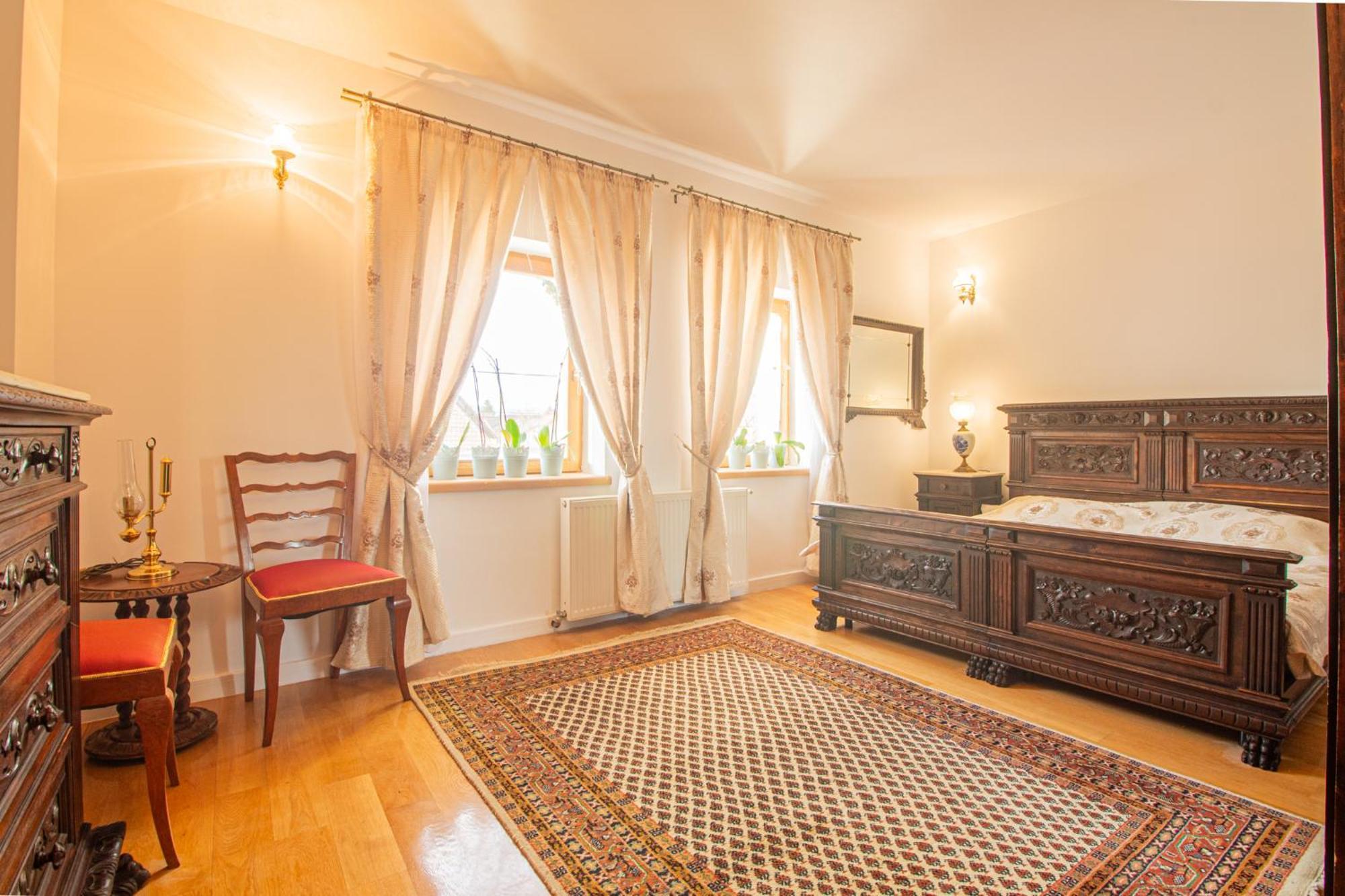 Runca-N Rai Hotel Cristian  Luaran gambar