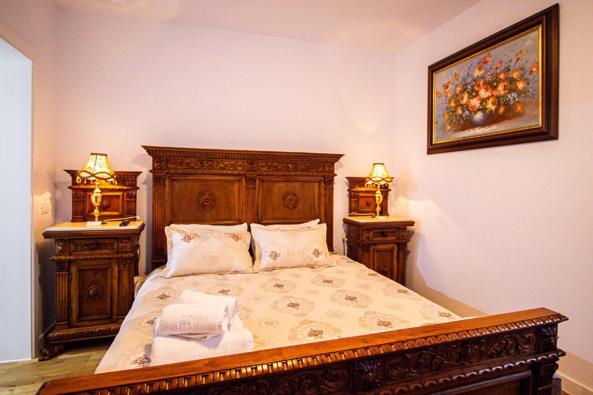 Runca-N Rai Hotel Cristian  Luaran gambar